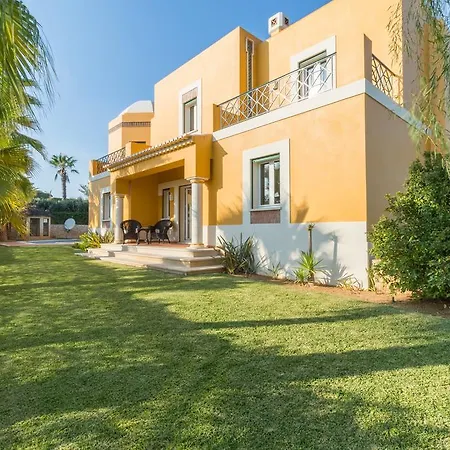 Vivenda Alegria البوفيرا